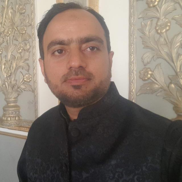 Faisal Munir — Co-Founder & Operations Director, SAFZ Innovations